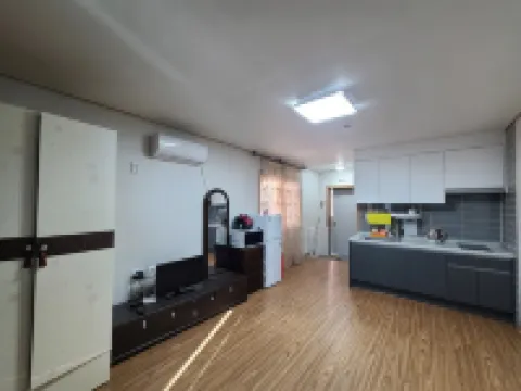 Hoengseong Hyeonju's Bed and Breakfast