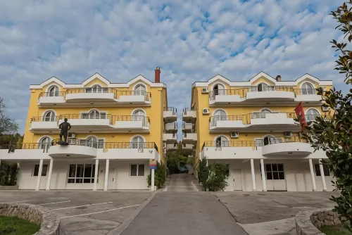 Hotel Crnogorska Kuća Hotel a Podgorica