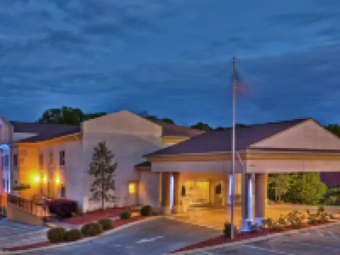 Holiday Inn Express & Suites CHATTANOOGA-HIXSON by IHG Hotels in Hixson