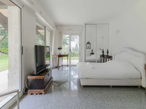 Luxury haven with pool, tennis and large garden - 2-Star