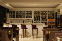 Ada Life Hotel - С парковкой