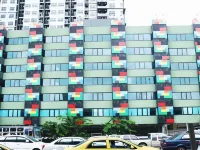 Grand Tower Inn Sathorn Hotel Hotels near Oriental Pier