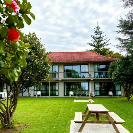 Airport Gold Star Motel Отели рядом с достопримечательностью «Мангер»
