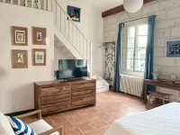 Hotel et Appartements Domaine des Clos - Teritoria Hotels in Beaucaire