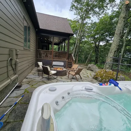 Wintergreen Mountain Top Escape: Steps to Golf, Hiking & High-Country Views