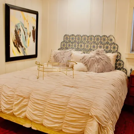 Townside Nook: 2-Blocks to Downtown Sparta