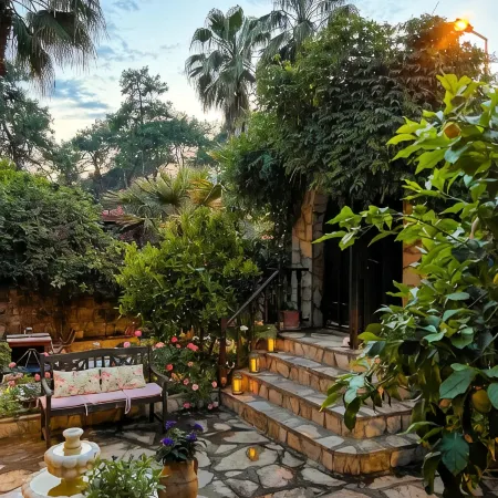 Liya Boutique Hotel & Suites