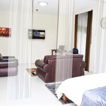 Premium Hotel