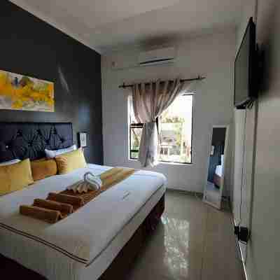 Shalakwe Hills-Inn Guesthouse Kasane Rooms