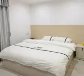 Luhe Xiangyue Apartment