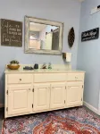 1-bedroom apartment, sleeps 4, in lovely Pilot Mountain-walk to Main st! Unit 2