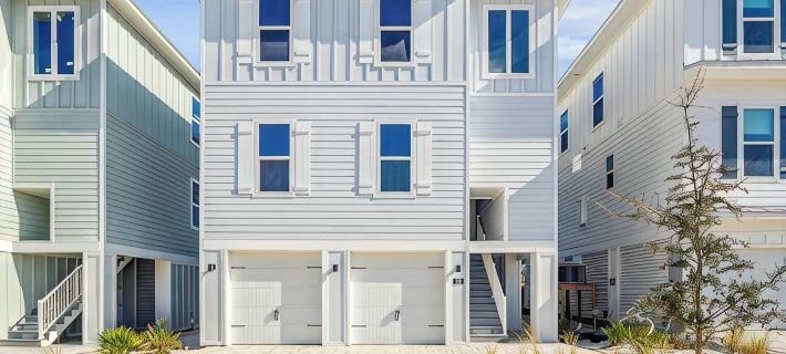 Brand New 5Br/5.5BA,Sleeps 16, Community Pool & Dock, Pickleball Hotels in Perdido Key