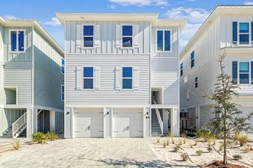 Brand New 5Br/5.5BA,Sleeps 16, Community Pool & Dock, Pickleball