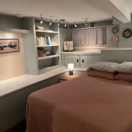 Decatur Garden Studio Apartment