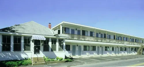 Seagrass Inn - Strand