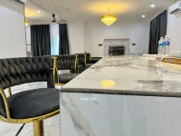 6 BR Villa w Private Swimming Pool Near Klang City