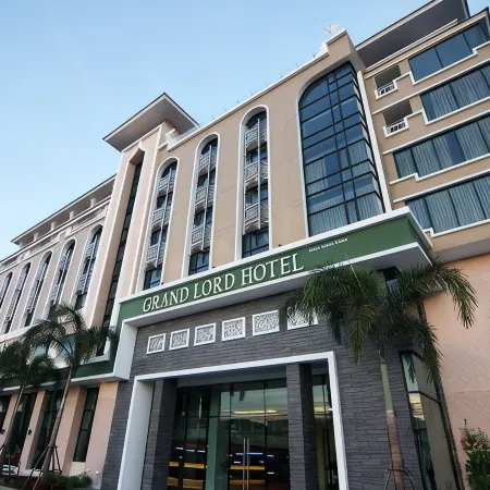 Grand Lord Boutique Hotel Отели рядом с достопримечательностью «Площадь Seacon»