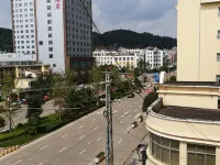 瀘西高豐ホテル - 駐車場