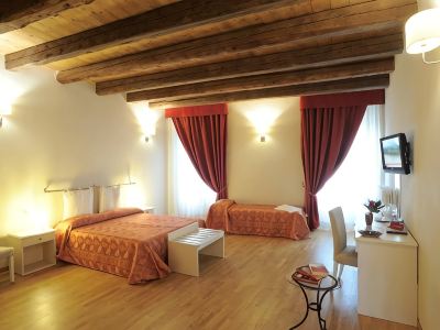 Honey Rooms Ferrara
