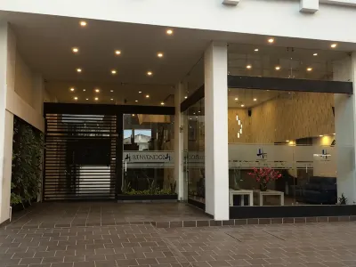 Hotel H53 Отели в г. 