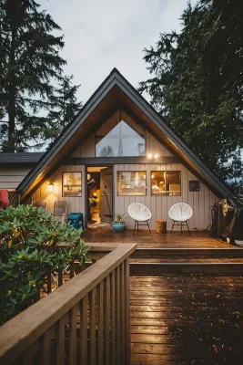The Shoreline Tofino