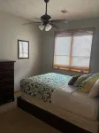Charming 3-bedroom condo in terrific Arnolds Park - 무료 와이파이