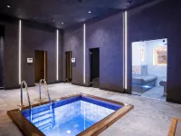 Premier Luxury Mountain Resort - Hot Tub