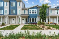 North Ogden Townhouse Near Ski Resorts + Dog Friendly - 4-Star