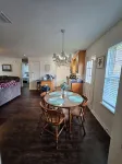 Relax & Unwind at This Charming West Mobile Getaway! 2BR/2BA Guesthouse Retreat! - Homestays