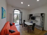 Calypso Holiday Home, cozy apartment in Station area for 5 Terre - 2 stelle