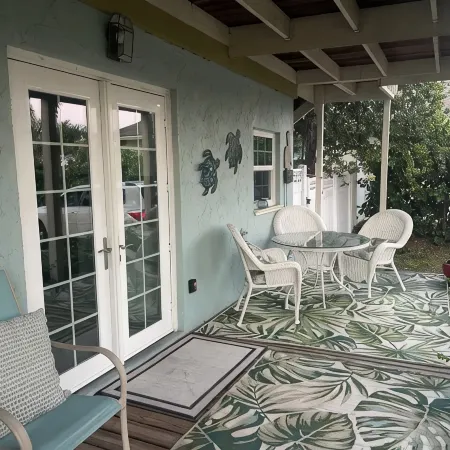 Shabby Chic - Cozy Florida Getaway with a stylish vintage vibe