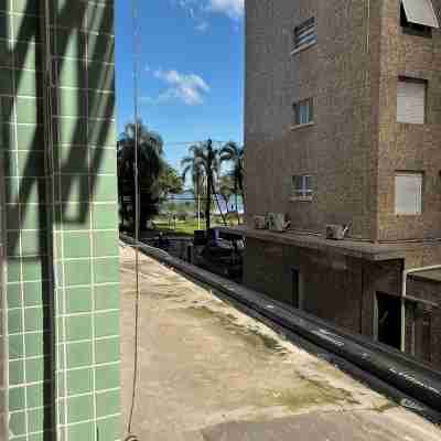 Apartment in front of the beach and the Santos aquarium. Pets allowed Others