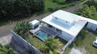 Villa Entièrement Rénovée Située au Centre Avec une Très Très Belle vue sur mer โรงแรมใน