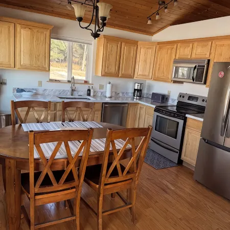 Bear Canyon Cottages - Bird House