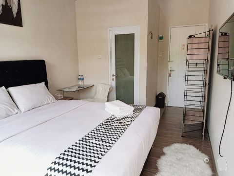 Amaryllis Hotels Hotels in Sukajadi
