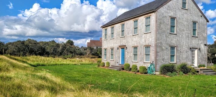 Beautiful 4 bed with Pool + Spa ナンタケットのホテル
