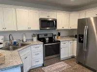 Cheerful Three-Bedroom Residential Home