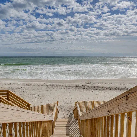 Paradise Found! Fabulous, Flexible, Beach Front Luxury! HotTub, Best Location!