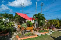 Fully equipped unique self-contained cozy apartments ideal for couples/families. Hotels in 