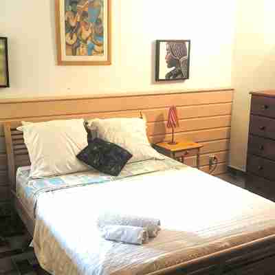 T3 Montana 2, DESHAIES, 350 m Grande Anse, 5/7 people, 2 bedrooms + living room, terrace. Rooms