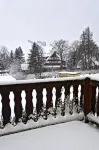 Holidays directly in the spa town of Oberwiesenthal in a modern, cozy 3-room apartment