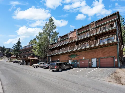 Luxurious Ski In Ski Out Heavenly Condo - 4-Star