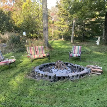 House in Mt Pocono, hot tub, arcade, ski & golf near by.