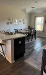 Suburban Retreat with Cozy Comforts - 4 étoiles