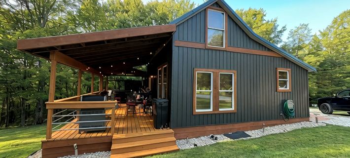 Cabin in Hocking Hills with Hot Tub, Fire Pit and Covered Back Deck. Hoteles en Condado de Hocking