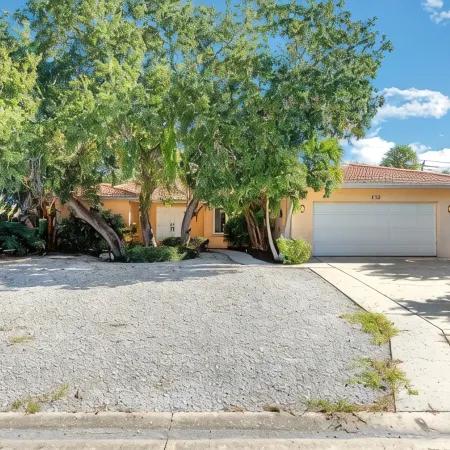2 minutes from beautiful Siesta Key mainbeach!