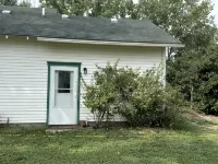 Bungalow cabin along the Yellowstone River in Eastern Montana. - Wifi