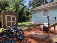 Pawleys Paradise! ~1/2 mile to the Beach. 3BR/3 Full BA. FREE Bikes included.