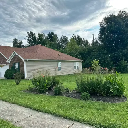 Charming 2-bedroom townhome with High Speed wifi and smart TV’s in Radcliff