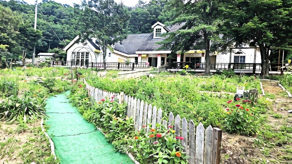 Inje Gombaeryeong Evergreen Pension